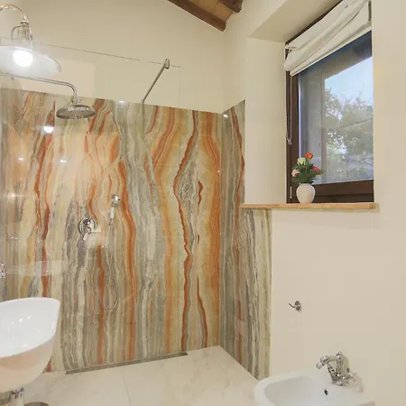 Pietra Campana Italian Farm stay *