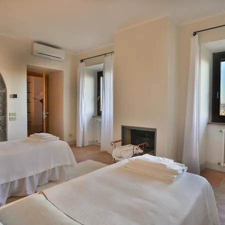 Pietra Campana Italian *